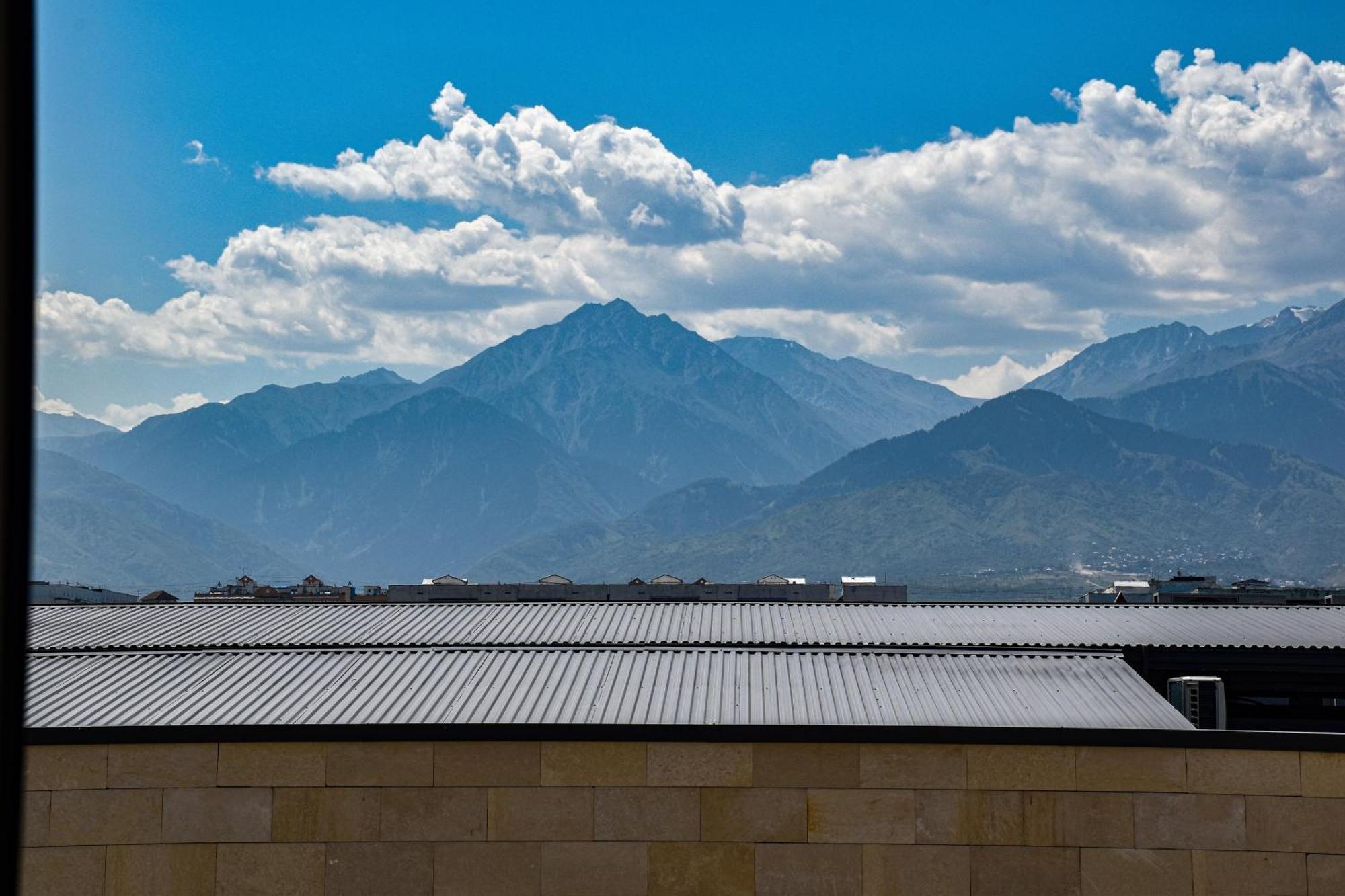 Yourhouse Микрорайон Жетысу-2, Дом 69 Almaty Exteriér fotografie